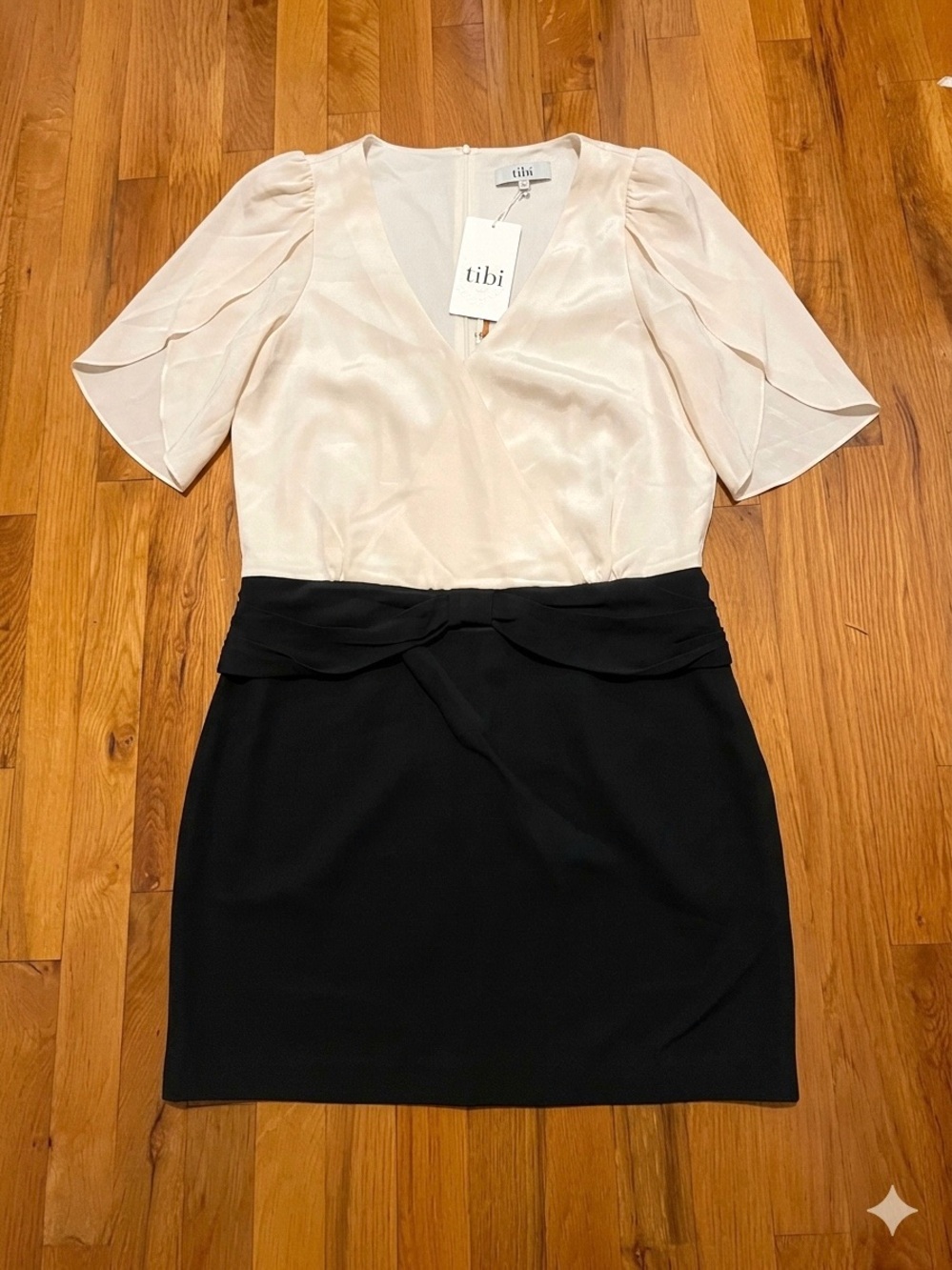 $450 Tibi 100% Silk Midi Vintage NWT Dress Size 6-8 Women’s